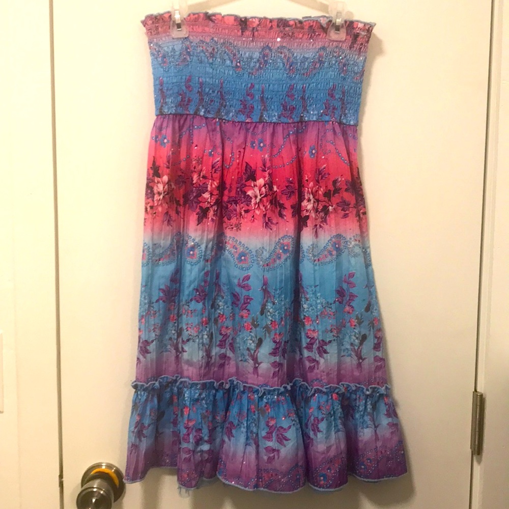 A cute floral skirt